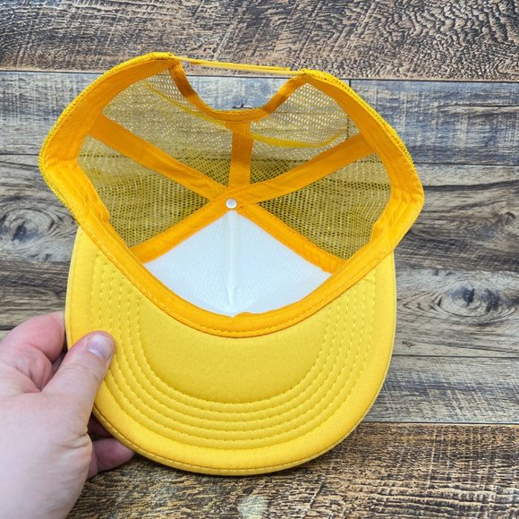 Retro Buffalo Sabres Mens Trucker Hat Gold Snapback 1970 Logo NHL Hockey Cap - Picture 6 of 7